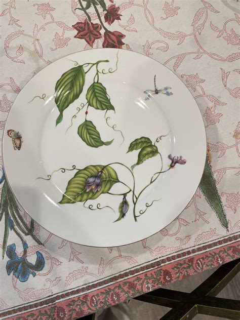 godinger dinner plates